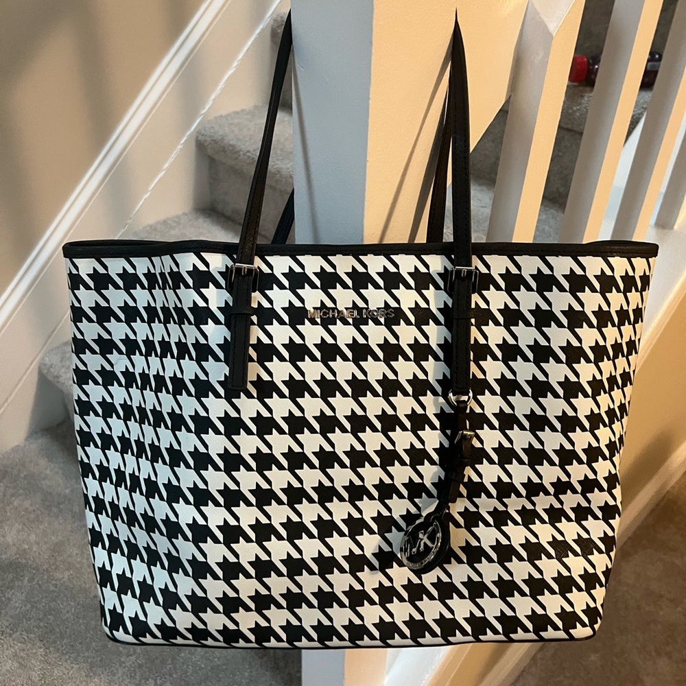 Michael Kors Houndstooth Tote in Black and White